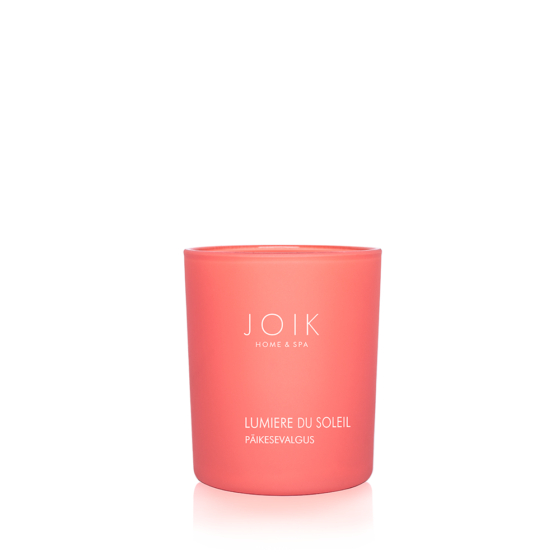 lumiere du soleil coral red scented candle with oriental spicy perfume